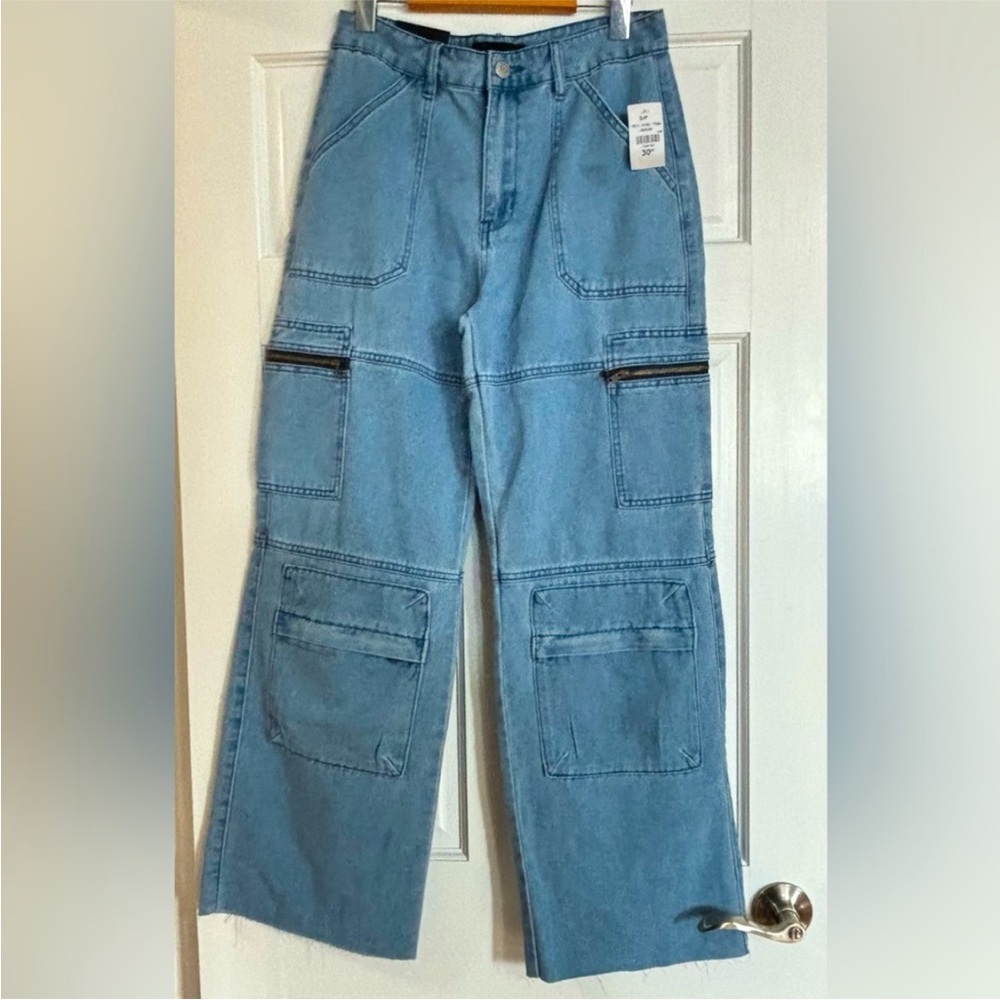 🚨3X$30🚨 Refuge Cargo Jeans - Picture 2 of 6